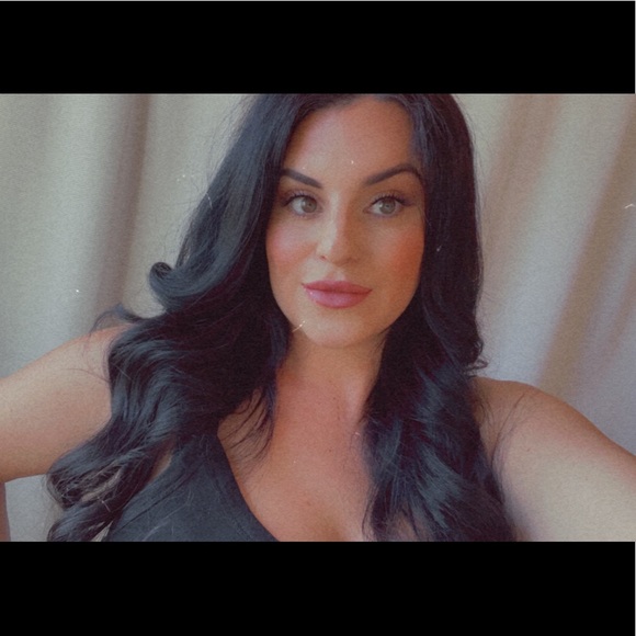 Meet your Posher, Shelby - Picture 1 of 1